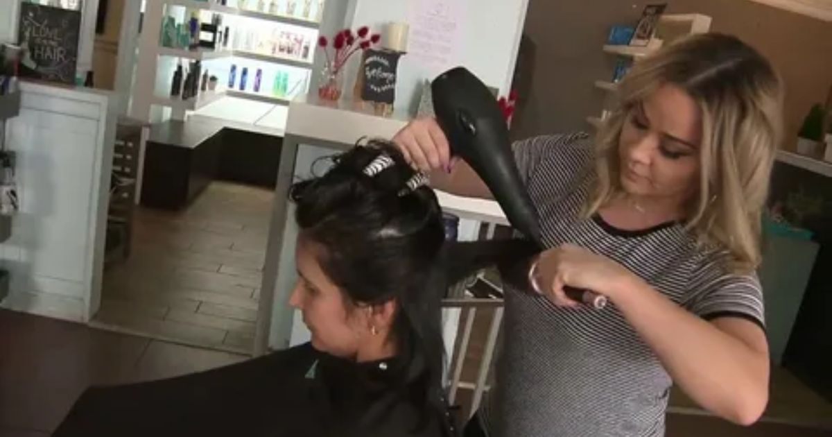 How Much Does a Cosmetologist Make? | 2026 Career & Salary Guide