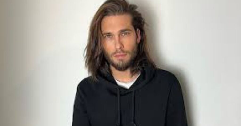 Layered Shoulder-Length Shag